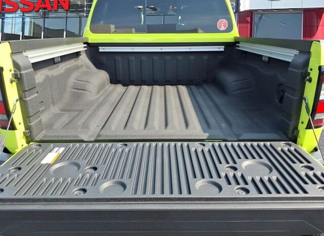 
 Nissan Frontier full									