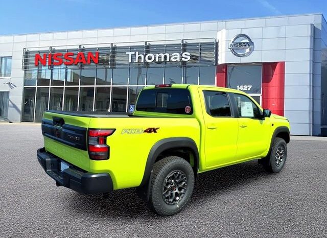 
 Nissan Frontier full									