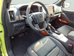 
										Nissan Frontier full									