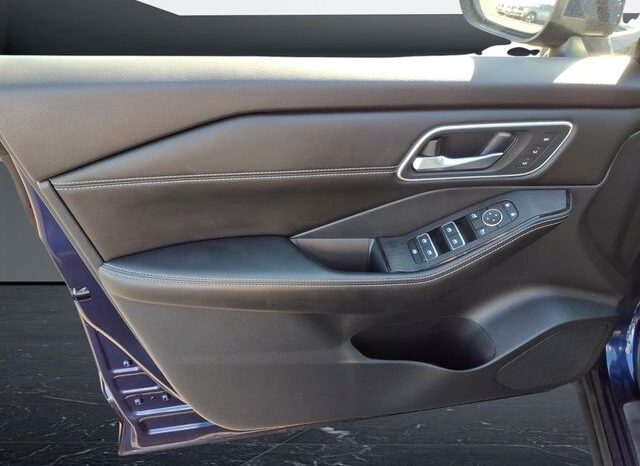 
 Nissan Rogue full									
