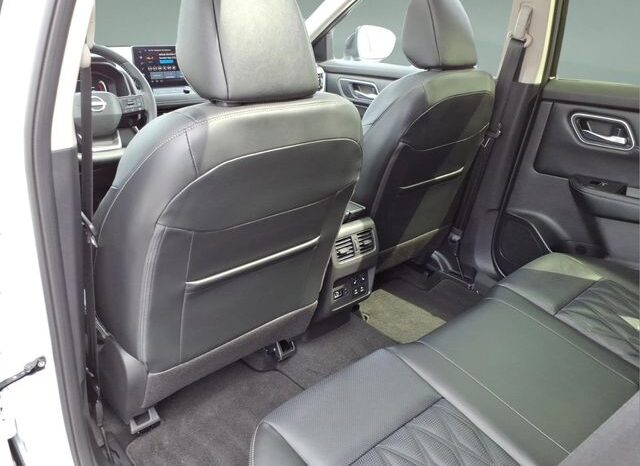
 Nissan Rogue full									