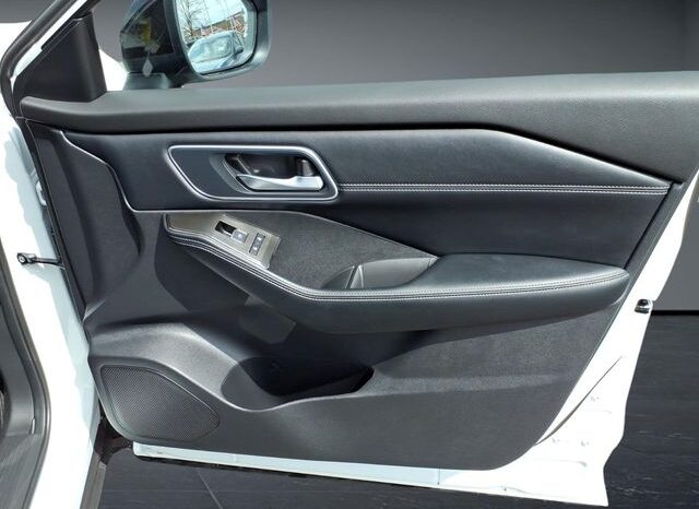 
 Nissan Rogue full									
