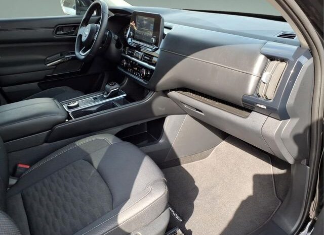 
 Nissan Pathfinder full									