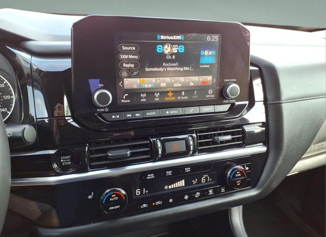 
 Nissan Pathfinder full									