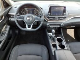 Nissan Altima full