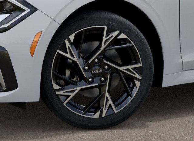 
 Kia K5 full									