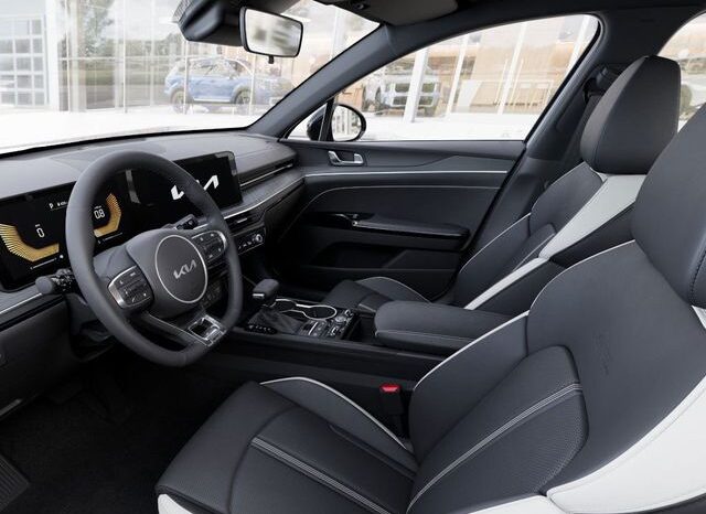
 Kia K5 full									