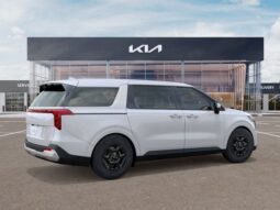 Kia Carnival full