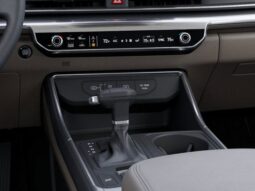 Kia Carnival full