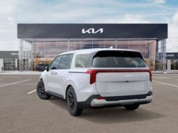 Kia Carnival full