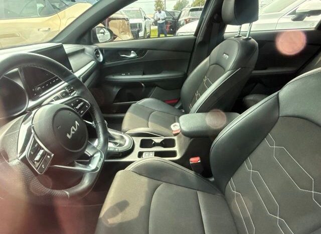 
 Kia Forte full									