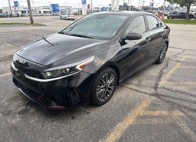
 Kia Forte full									