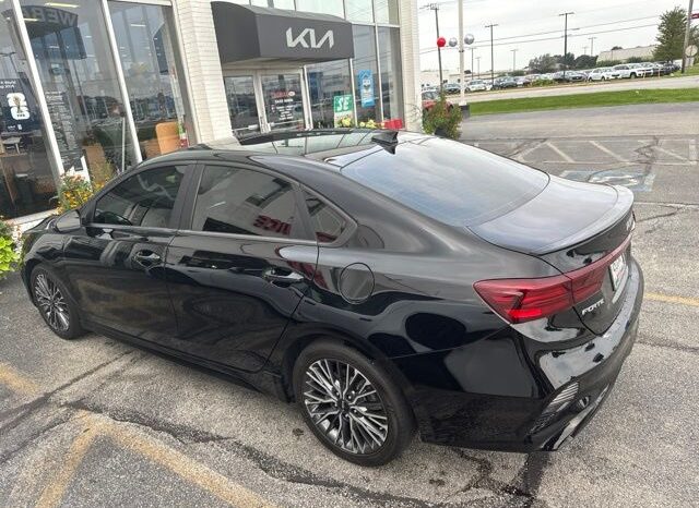 
 Kia Forte full									