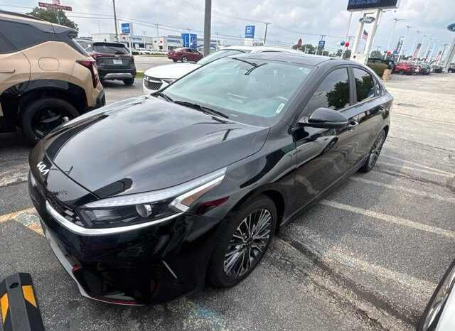 
 Kia Forte full									