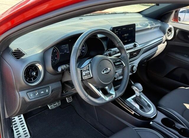 
 Kia Forte full									