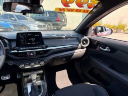
 Kia Forte full									