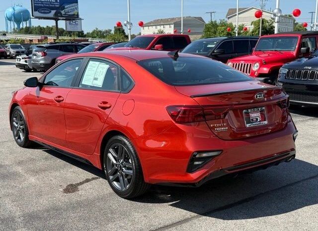 
 Kia Forte full									