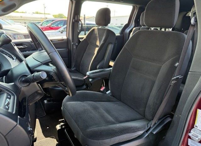 
								Dodge Grand Caravan full									