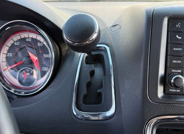 
								Dodge Grand Caravan full									
