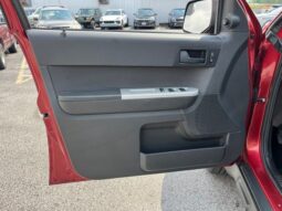 
 Ford Escape full									