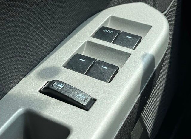 
 Ford Escape full									