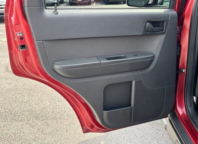 
 Ford Escape full									