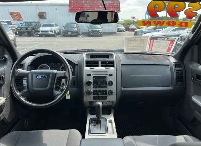 
 Ford Escape full									