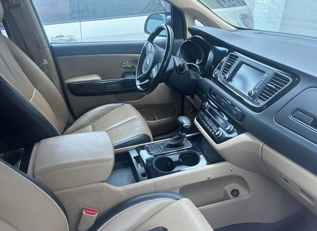 
 Kia Sedona full									