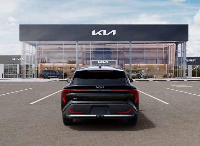 
								Kia K4 full									