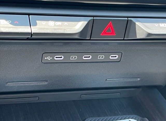 
 Kia Telluride Hybrid full									