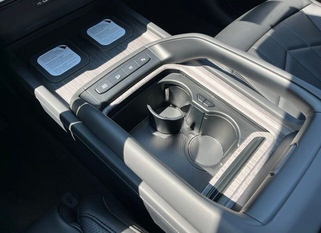 
 Kia Telluride Hybrid full									