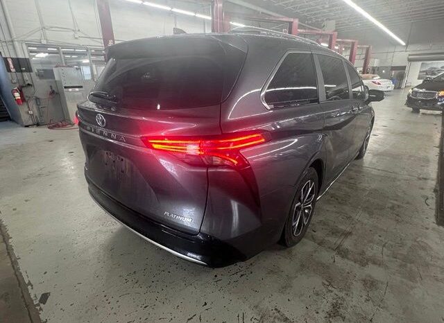 
 Toyota Sienna full									