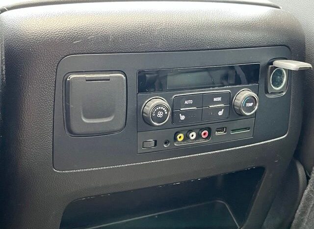 
 Chevrolet Tahoe full									