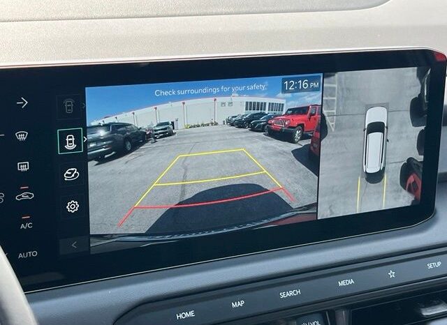
								Kia Telluride full									
