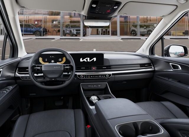 
								Kia Carnival Hybrid full									