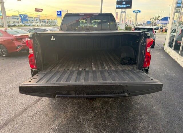 
 Chevrolet Silverado 1500 full									