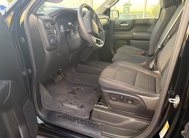 
 Chevrolet Silverado 1500 full									