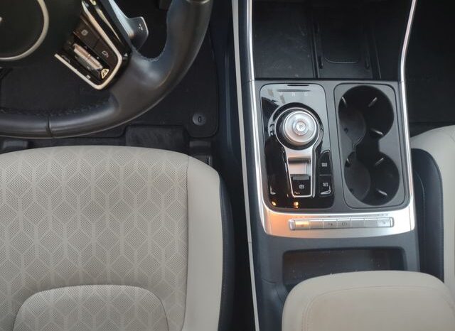 
 Kia Carnival Hybrid full									