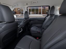 Kia Carnival full