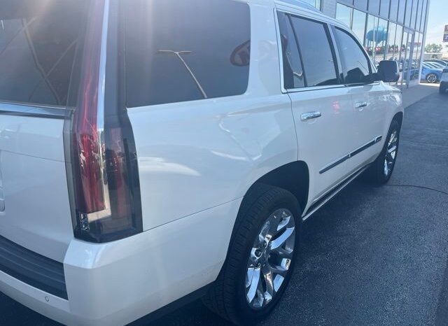 
 Cadillac Escalade full									
