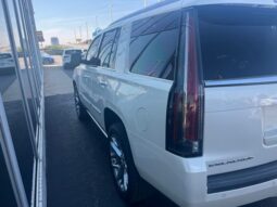 Cadillac Escalade full