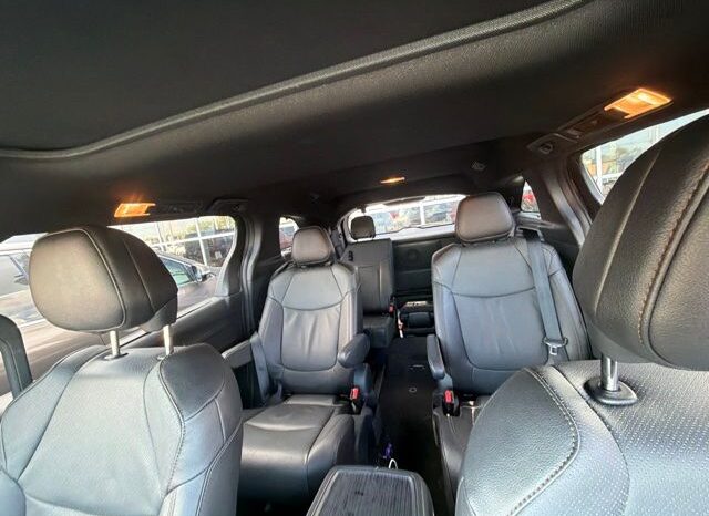 
 Toyota Sienna full									