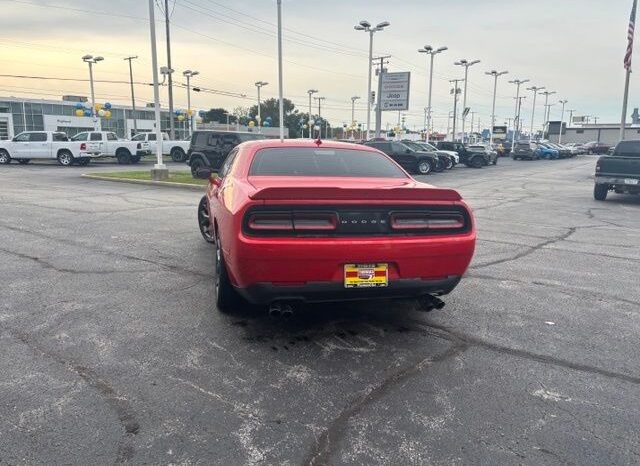 
 Dodge Challenger full									