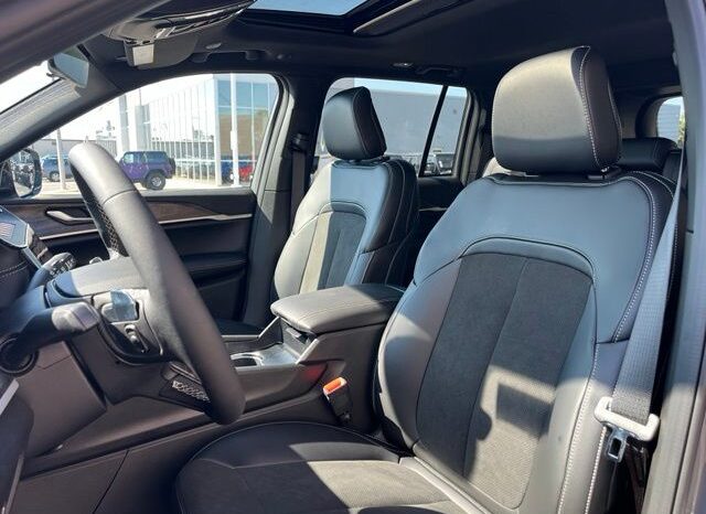
								Jeep Grand Cherokee full									