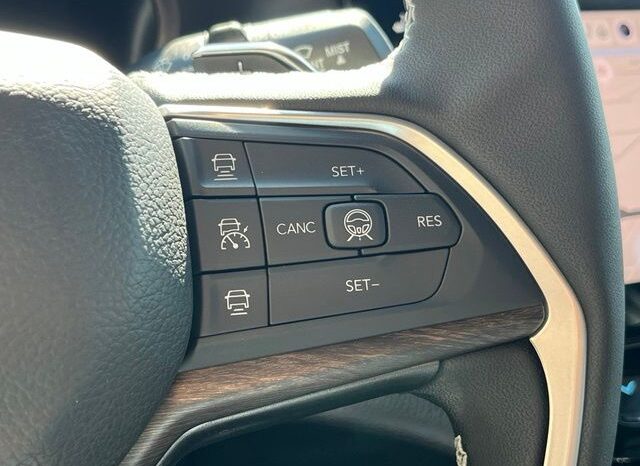 
								Jeep Grand Cherokee full									