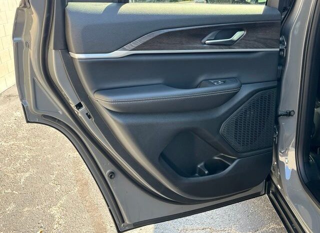 
								Jeep Grand Cherokee full									