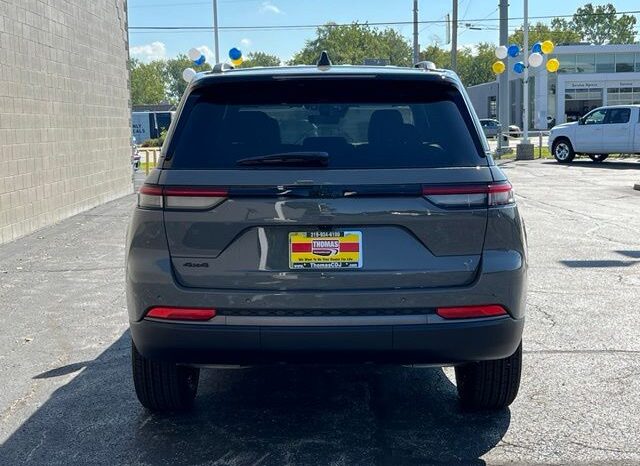 
								Jeep Grand Cherokee full									