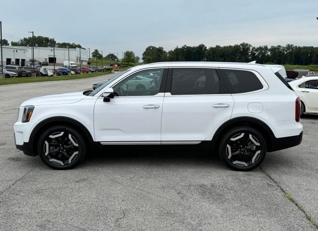 
 Kia Telluride full									