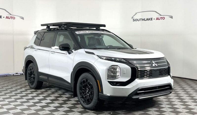 
								Mitsubishi Outlander full									