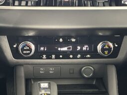 
										Mitsubishi Outlander full									